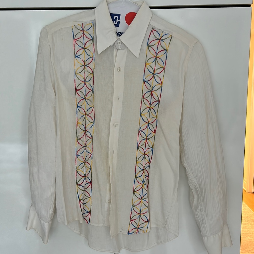 Size L, men’s casual button down shirt